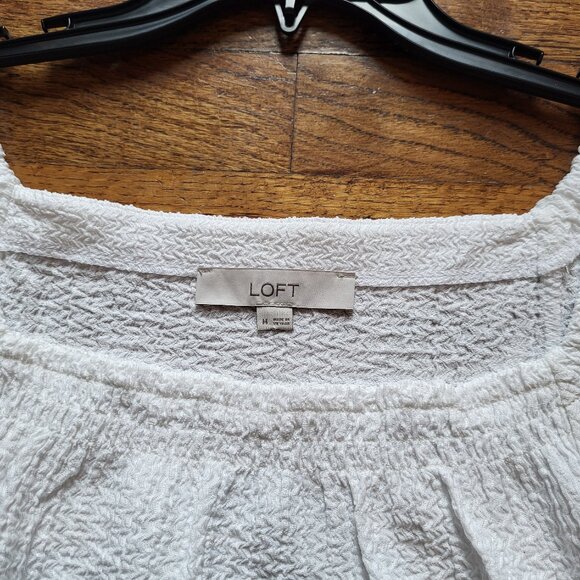 LOFT white long sleeve blouse Size M - Picture 2 of 5